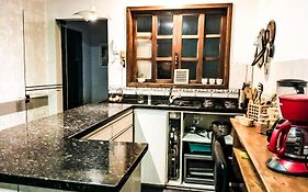 Casa Com 2 Quartos E Hidromassagem
